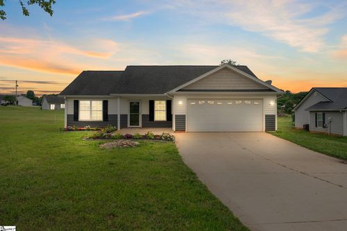 109 Wild Turkey Rd, Williamston, SC, 29697-8910 | Card Image