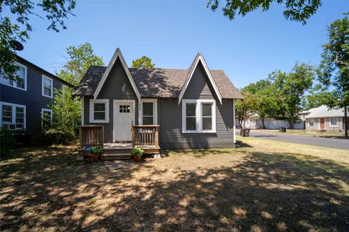 307 N Robinson St, Cleburne, TX, 76031-4117 | Card Image