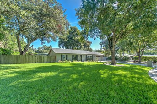 1712 Sakura Dr, VALRICO, FL, 33596-5055 | Card Image