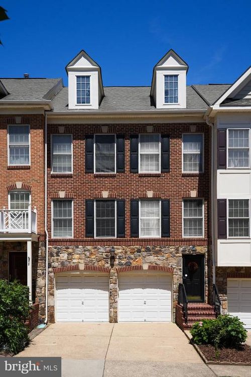 4658 Hummingbird Ln, FAIRFAX, VA, 22033-3746 | Card Image