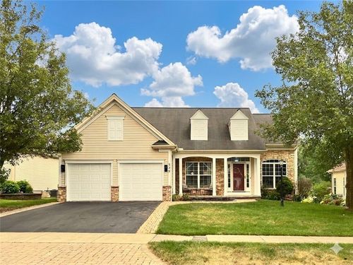 136 New Tudor Rd, Pittsford, NY, 14534-4648 | Card Image