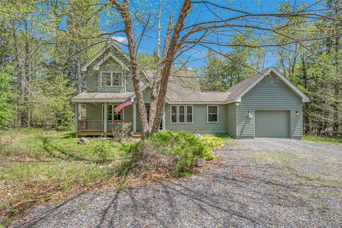 67 Bender Bender Rd, Gouldsboro, PA, 18424-8806 | Card Image