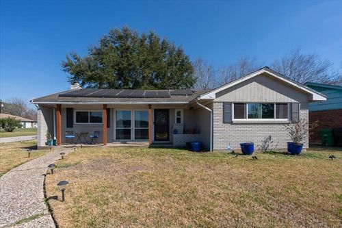 10601 Buffum St, Houston, TX, 77051-4111 | Card Image