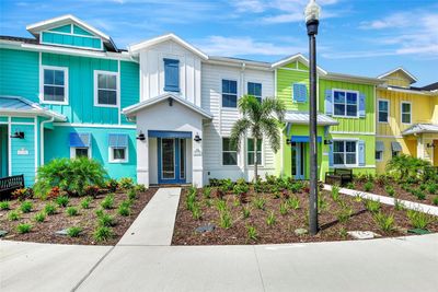 8138 Coconut Place, Townhouse with 3 bedrooms, 3 bathrooms and null parking in Kissimmee FL | Image 2