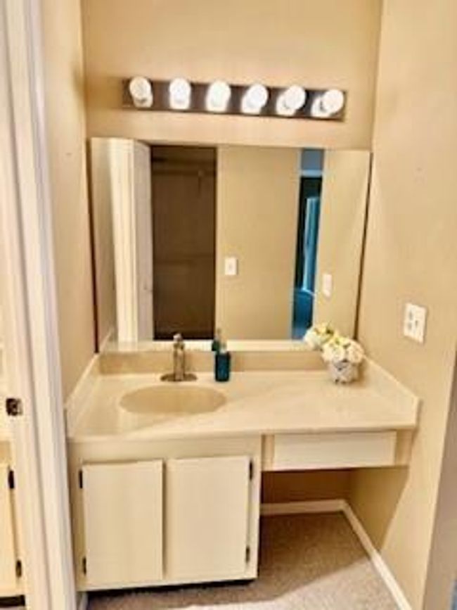 Master bathroom | Image 15