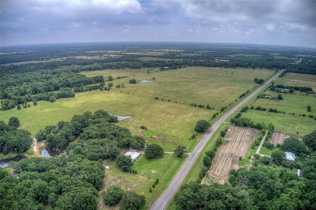 17133 Farm Road 1567 W, Home with 2 bedrooms, 1 bathrooms and null parking in Lone Oak TX | Image 38