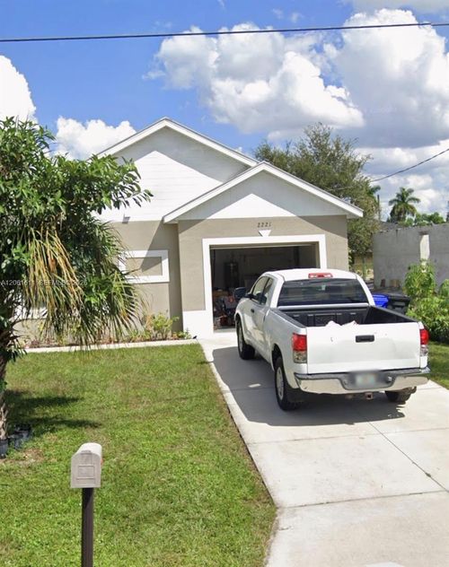 na-2221 Carver Avenue, Fort Myers, FL, 33916 | Card Image