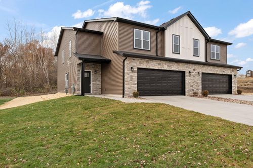 5790 Adams St, Merrillville, IN, 46410-1441 | Card Image