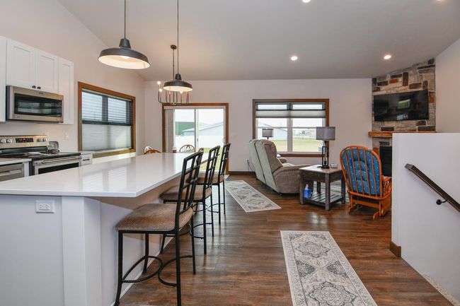 872 Red Hawk Drive, Condo with 3 bedrooms, 3 bathrooms and null parking in PULASKI WI | Image 12