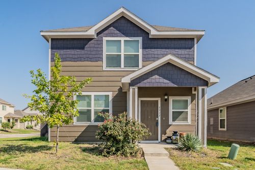 5517 Willamette Dr, Fort Worth, TX, 76119-7070 | Card Image