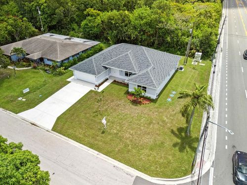 2624 Newport Dr, Fort Pierce, FL, 34982-5619 | Card Image