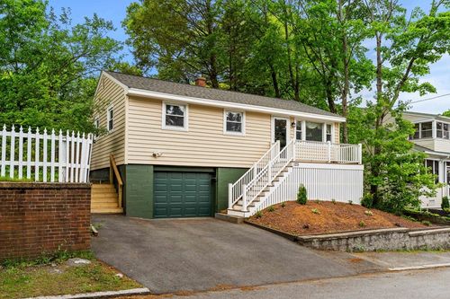 125 Hoyt Ave, Lowell, MA, 01852-4228 | Card Image