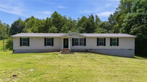 1200 Blue Ridge Ln, Sandy Ridge, NC, 27046-7282 | Card Image