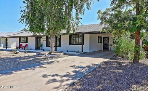 5015 E Yale St, Phoenix, AZ, 85008-2517 | Card Image