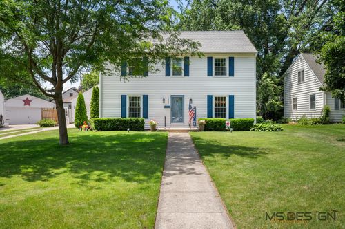 1050 8th St, Rochelle, IL, 61068-1412 | Card Image