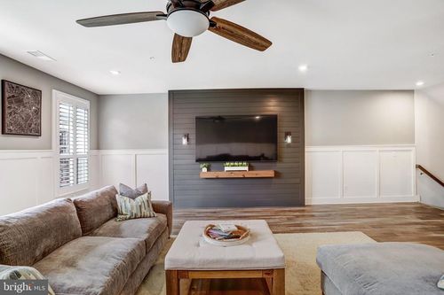 3b-1662 Bandit Loop, RESTON, VA, 20190-4878 | Card Image
