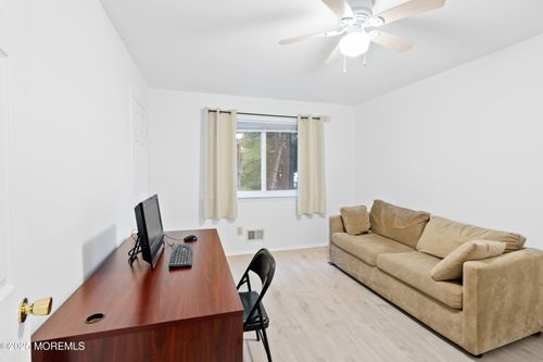 3384 Us Highway 9, OLD BRIDGE, NJ, 08857-2686 | Card Image