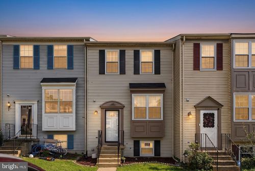 3055 Antrim Cir, DUMFRIES, VA, 22026-3318 | Card Image