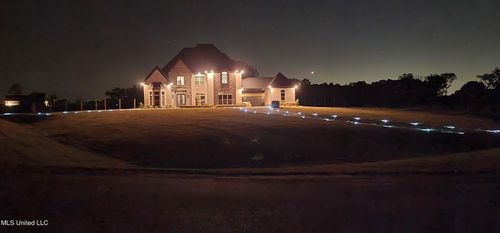 1145 Pebble View Dr, Byhalia, MS, 38611-1249 | Card Image