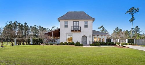 601 Lake Cir, Madisonville, LA, 70447-3239 | Card Image