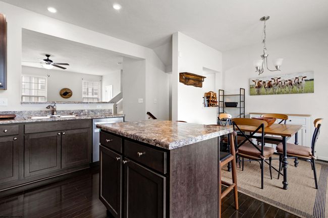 119 Inlet St, Townhouse with 3 bedrooms, 4 bathrooms and 2 parking in Morgantown WV | Image 7