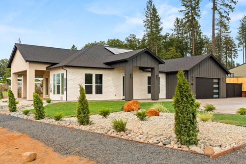 451 Sunset Dr, Paradise, CA, 95969-3024 | Card Image
