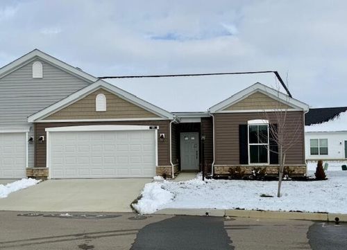 69 Wellesley Dr, Delaware, OH, 43015-4542 | Card Image