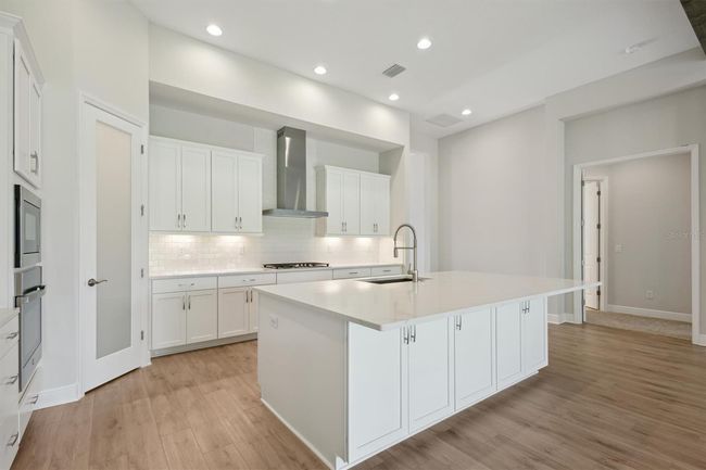 14531 Swiss Bridge Dr, House other with 5 bedrooms, 4 bathrooms and null parking in Lithia FL | Image 12