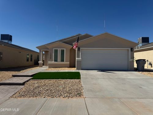 12445 Polo Norte Dr, El Paso, TX, 79934-5523 | Card Image