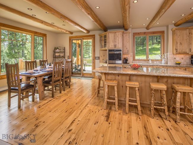 Open kitchen dining area | Image 13