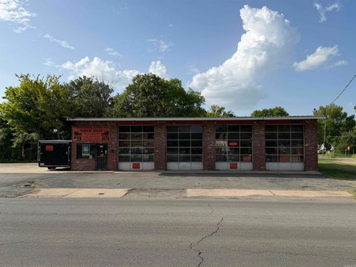 313 E Harding Ave, Pine Bluff, AR, 71601 | Card Image