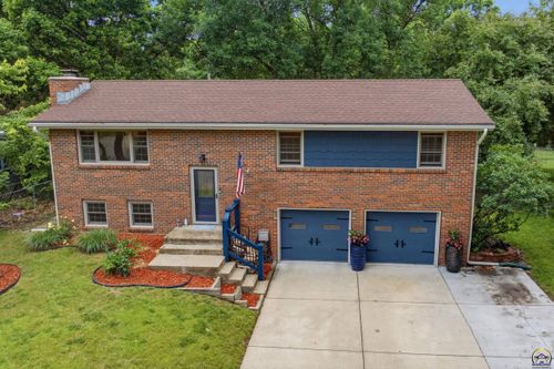 2229 Seaton Ave, Manhattan, KS, 66502-2060 | Card Image