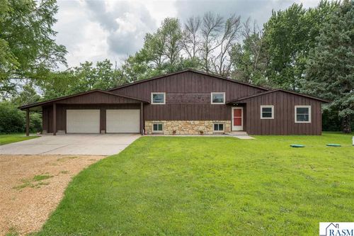 56977 142nd St, Mapleton, MN, 56065-5666 | Card Image