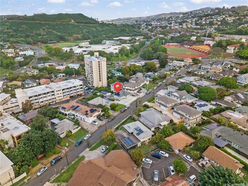 1686 Lewalani Dr, Honolulu, HI, 96822-2720 | Card Image
