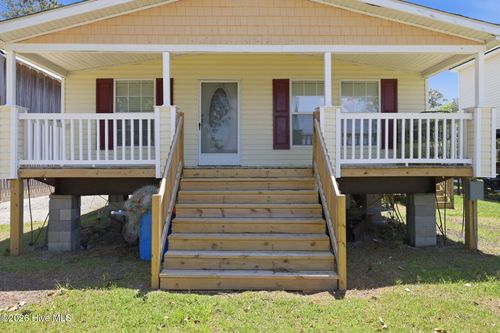 185 Barnes Foster Loop Rd, Belhaven, NC, 27810-9265 | Card Image