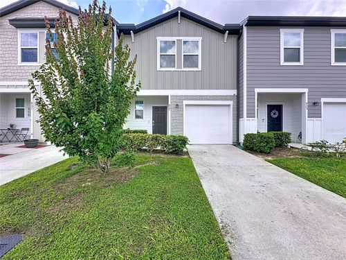 927 Reserve Pl, DAVENPORT, FL, 33896-2321 | Card Image
