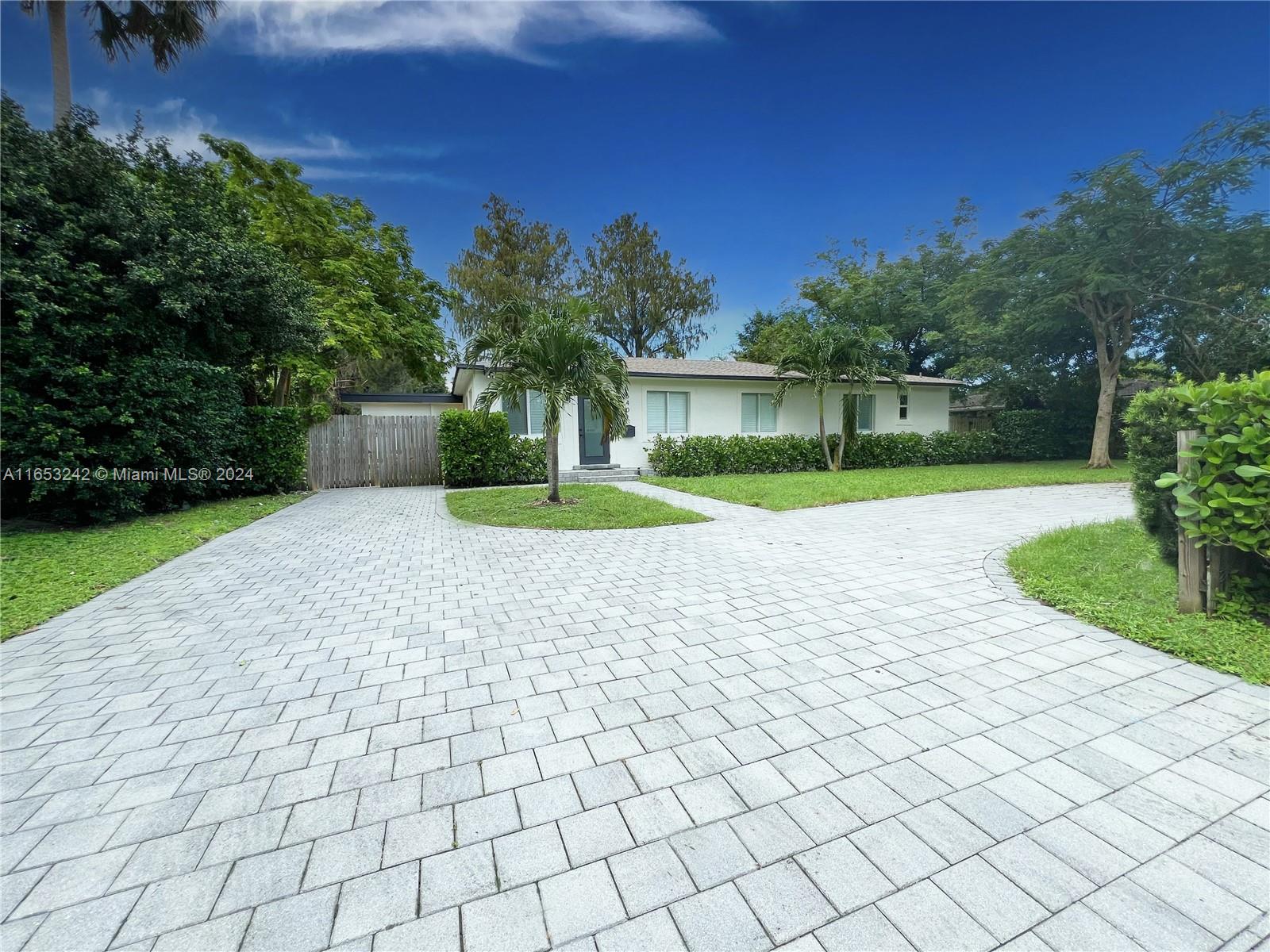 Broward Blvd, Plantation, FL 33317
