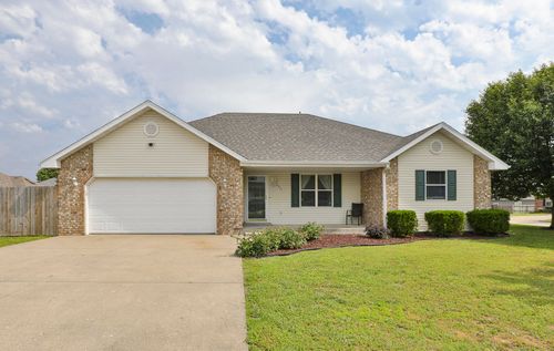 1431 Isdell St, Bolivar, MO, 65613-2576 | Card Image