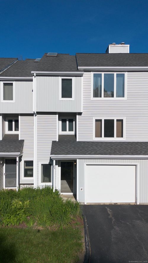 apt-23-257 Sabin St, Putnam, CT, 06260-1048 | Card Image
