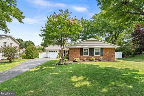 12802 Middleton Ln, FAIRFAX, VA, 22033-3123 | Card Image