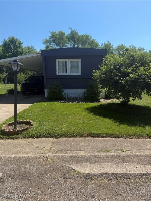 54 Thomas Boulevard Nw, Massillon, OH, 44647 | Card Image