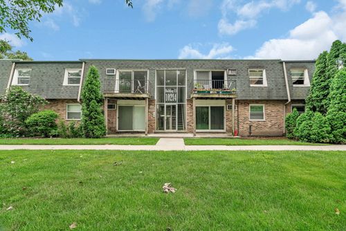 apt-312-10214 S 84th Ter, Palos Hills, IL, 60465-1375 | Card Image