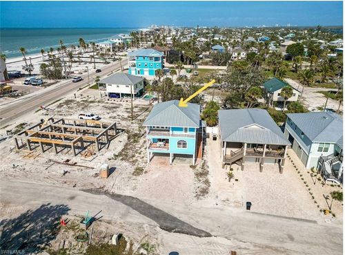 107 Gulfview Ave, FORT MYERS BEACH, FL, 33931-3909 | Card Image
