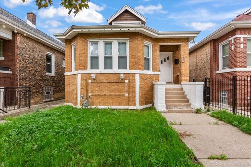 6228 S Fairfield Avenue, Chicago, IL, 60629 | Card Image