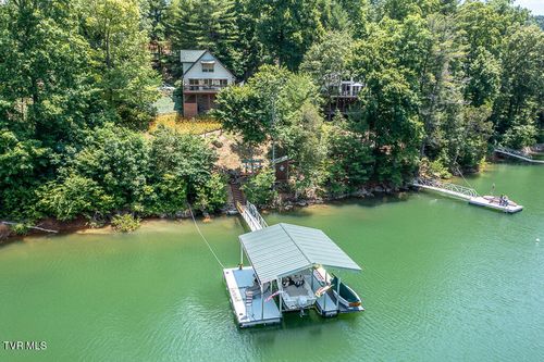 249 Candlewood Ln, Butler, TN, 37640-7303 | Card Image