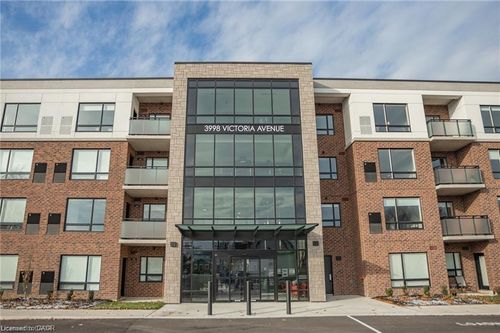 202-3998 Victoria Ave, Vineland, ON, L0R2C0 | Card Image