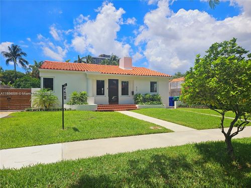 820 Ne 72nd Ter, Miami, FL, 33138-5263 | Card Image