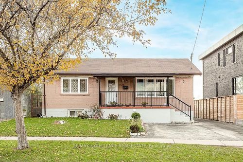 7208 Hermitage Rd, Mississauga, ON, L4T2S4 | Card Image