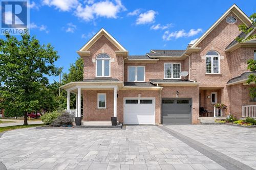 187 Vanguard Rd, Concord, ON, L4K5G9 | Card Image