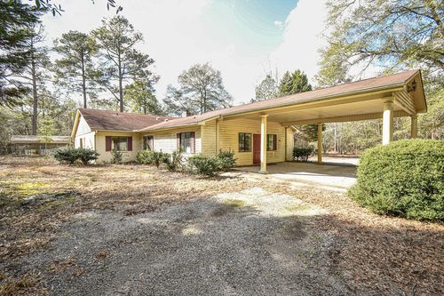 182 Roberts St W, Salley, SC, 29137-8943 | Card Image